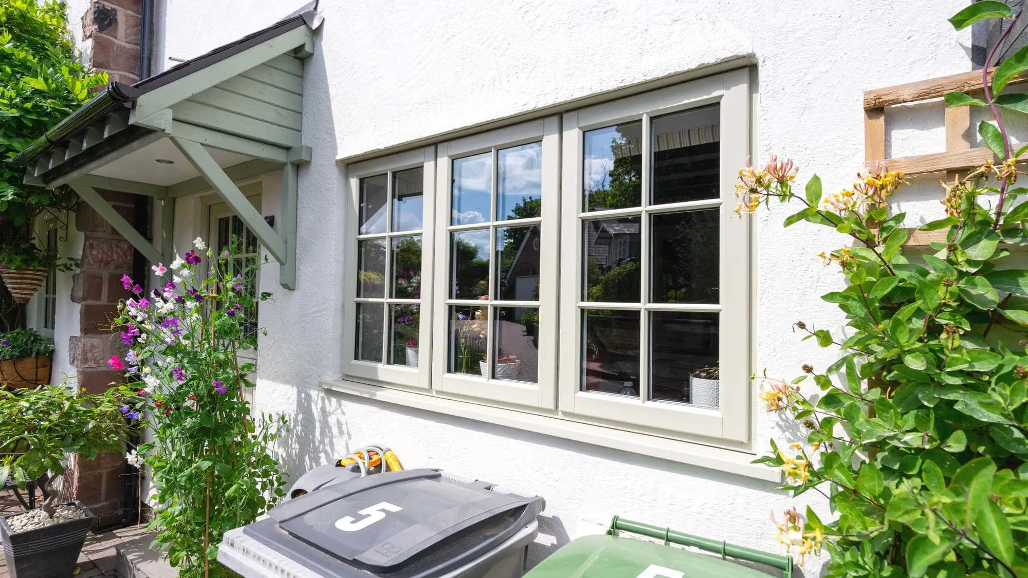 Close up of the Timber Alternative window design.