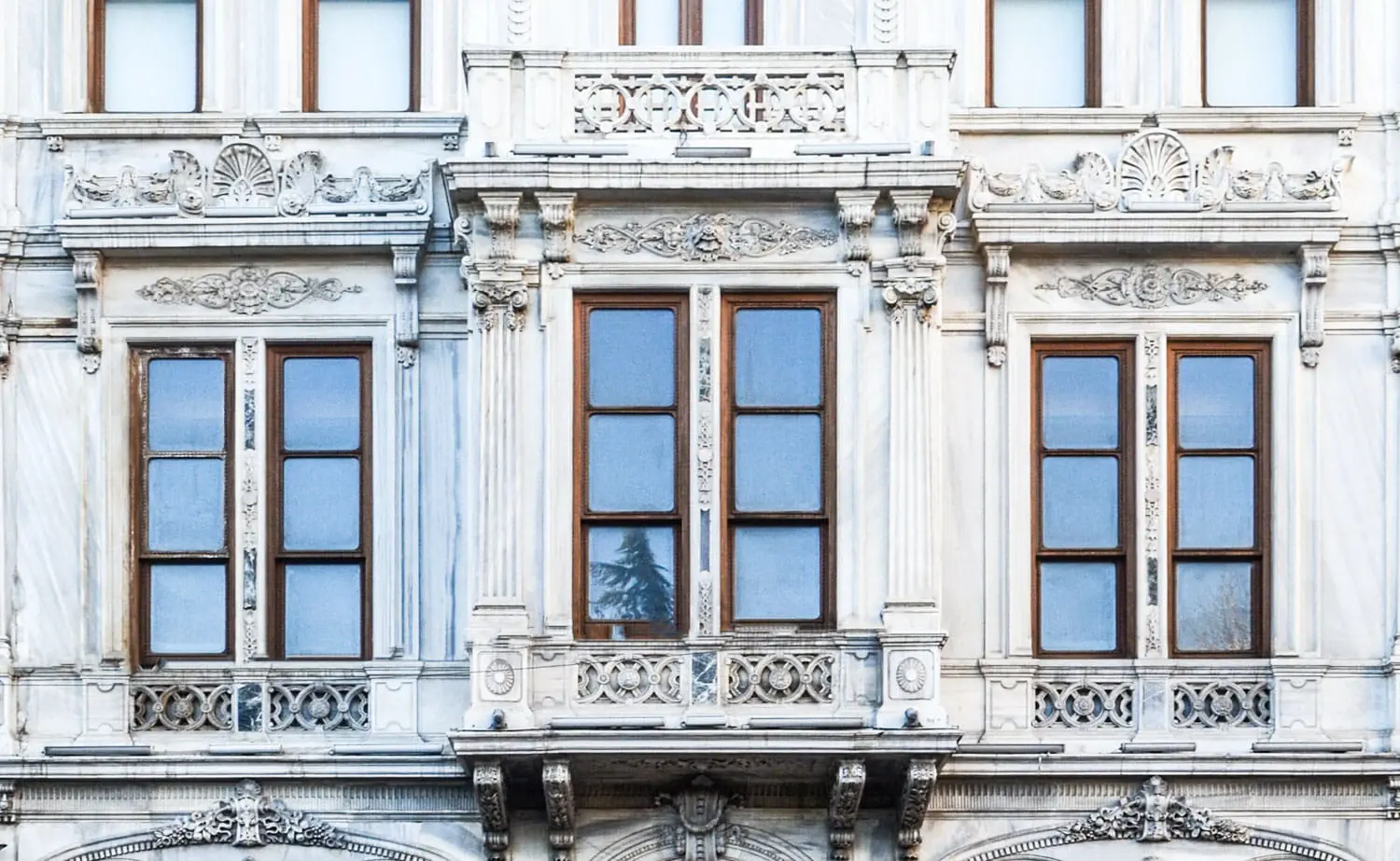 Regency Oriel window with timber windows